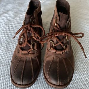 UGG - Boot - Brand New/Never Worn - All Weather